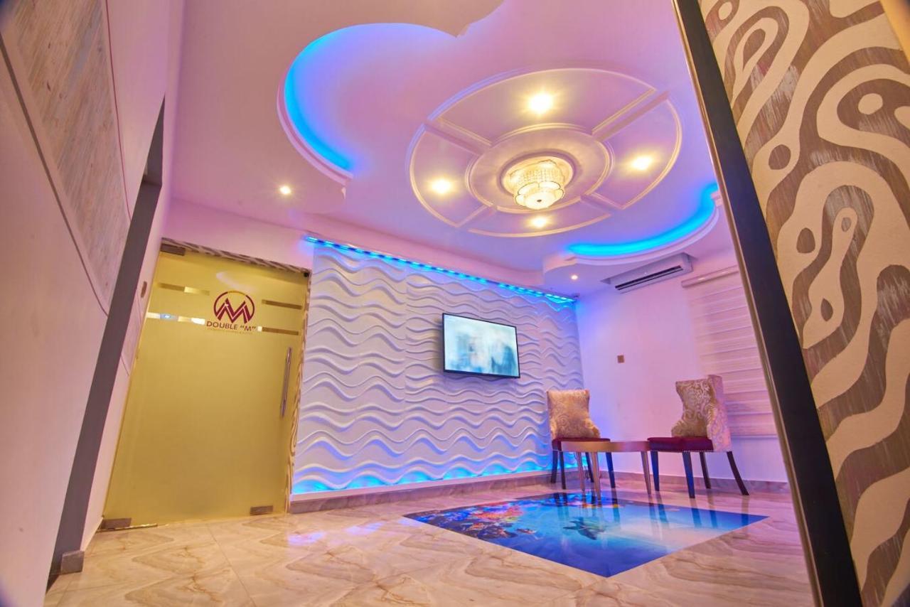Double M Exquisite Suites And Lounge Lekki Ogombo Buitenkant foto